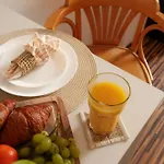 Quiet And Comfortable Apartment Perfect For 2 Guests With Easy Self Check In Lägenhet Kraków