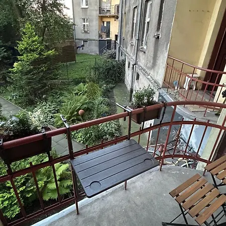 Quiet And Comfortable Perfect For 2 Guests With Easy Self Check In Krakow
